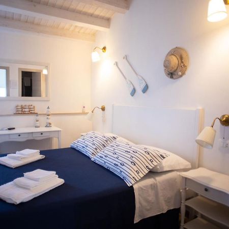 Azzurro Mare rooms&restaurant Portopalo Di Capo Passero Esterno foto