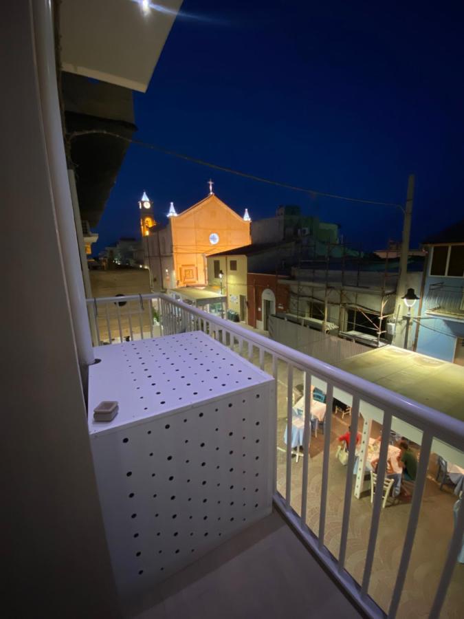 Azzurro Mare rooms&restaurant Portopalo Di Capo Passero Esterno foto
