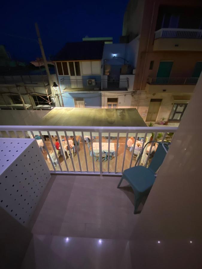 Azzurro Mare rooms&restaurant Portopalo Di Capo Passero Esterno foto