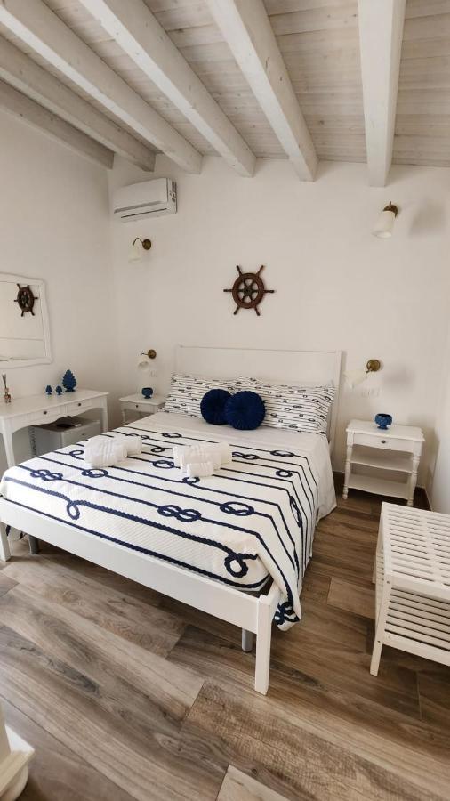 Azzurro Mare rooms&restaurant Portopalo Di Capo Passero Esterno foto