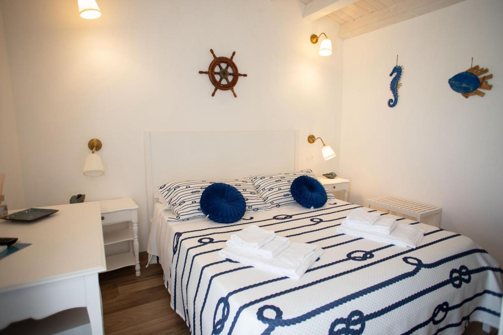 Azzurro Mare rooms&restaurant Portopalo Di Capo Passero Esterno foto