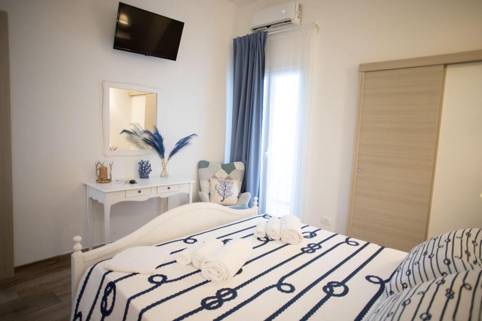 Azzurro Mare rooms&restaurant Portopalo Di Capo Passero Esterno foto