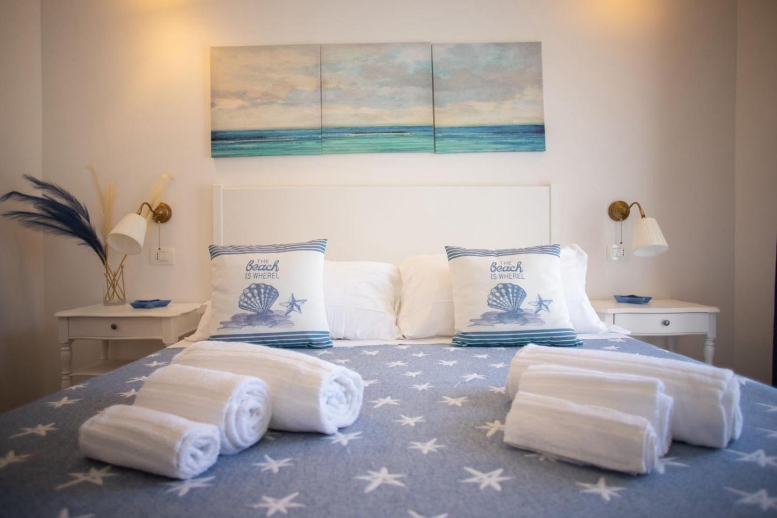 Azzurro Mare rooms&restaurant Portopalo Di Capo Passero Esterno foto